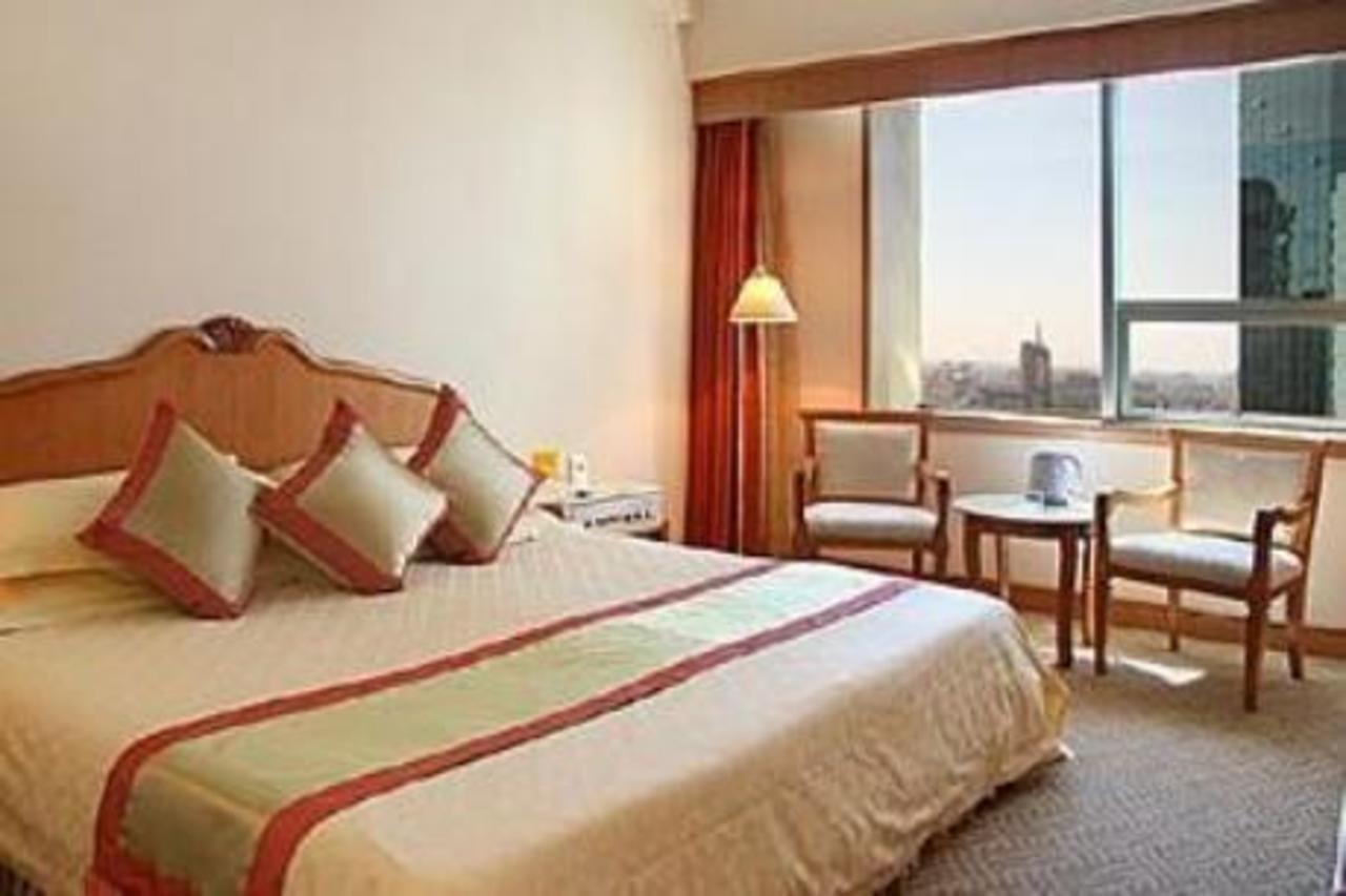Green Land Hotel Κούνμινγκ Εξωτερικό φωτογραφία