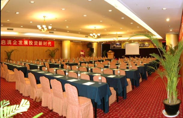 Green Land Hotel Κούνμινγκ Εξωτερικό φωτογραφία
