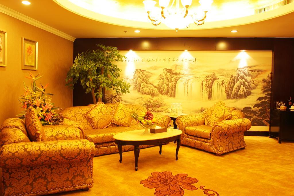 Green Land Hotel Κούνμινγκ Εξωτερικό φωτογραφία